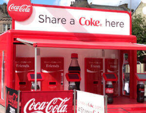 ejemplo-tres-blended-marketing-coca-cola